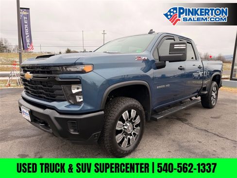 Used 2025 Chevrolet Silverado 2500 W/T w/ WT Convenience Package image 8