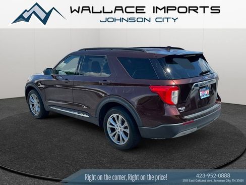 Used 2020 Ford Explorer XLT w/ Equipment Group 202A AWD/4WD image 3
