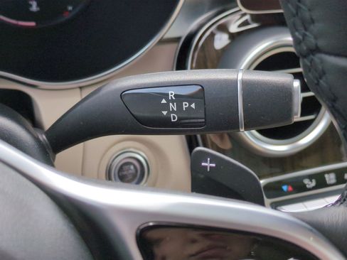 Used 2022 Mercedes-Benz GLC 300 image 26