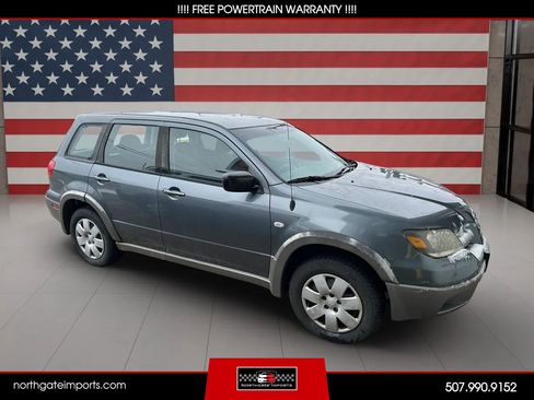 Used 2003 Mitsubishi Outlander LS image 1