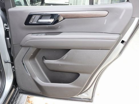 New 2026 Chevrolet Tahoe LS w/ LPO, Dark Essentials Package AWD/4WD image 36