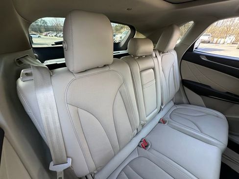 Used 2019 Lincoln MKC Reserve image 36