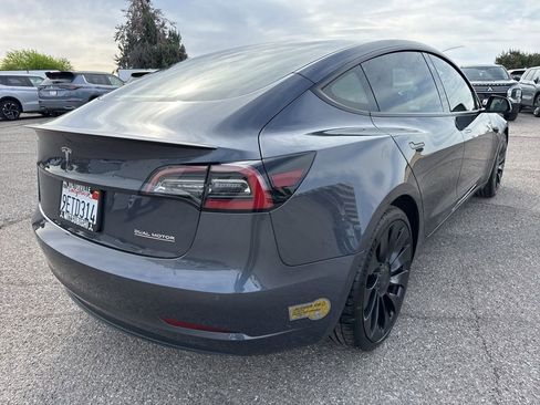 Used 2022 Tesla Model 3 Performance image 7