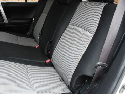 Used 2015 Toyota 4Runner SR5 image 13