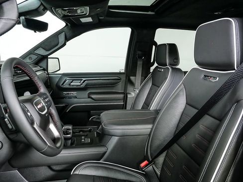 New 2026 GMC Sierra 1500 AT4X image 5