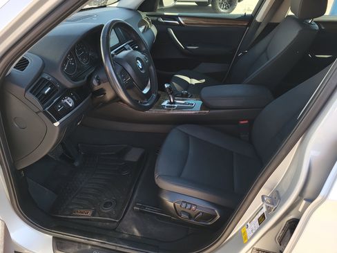 Used 2017 BMW X3 sDrive28i image 11
