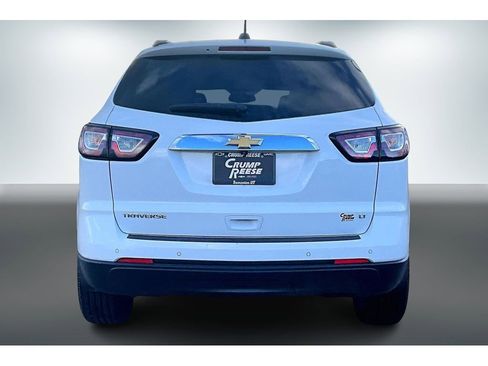 Used 2017 Chevrolet Traverse LT image 5