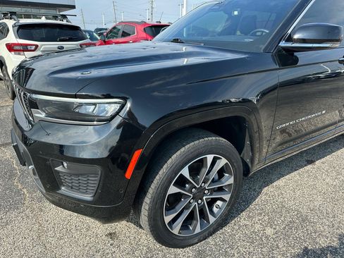 Used 2021 Jeep Grand Cherokee L Overland w/ Luxury Tech Group IV AWD/4WD image 12