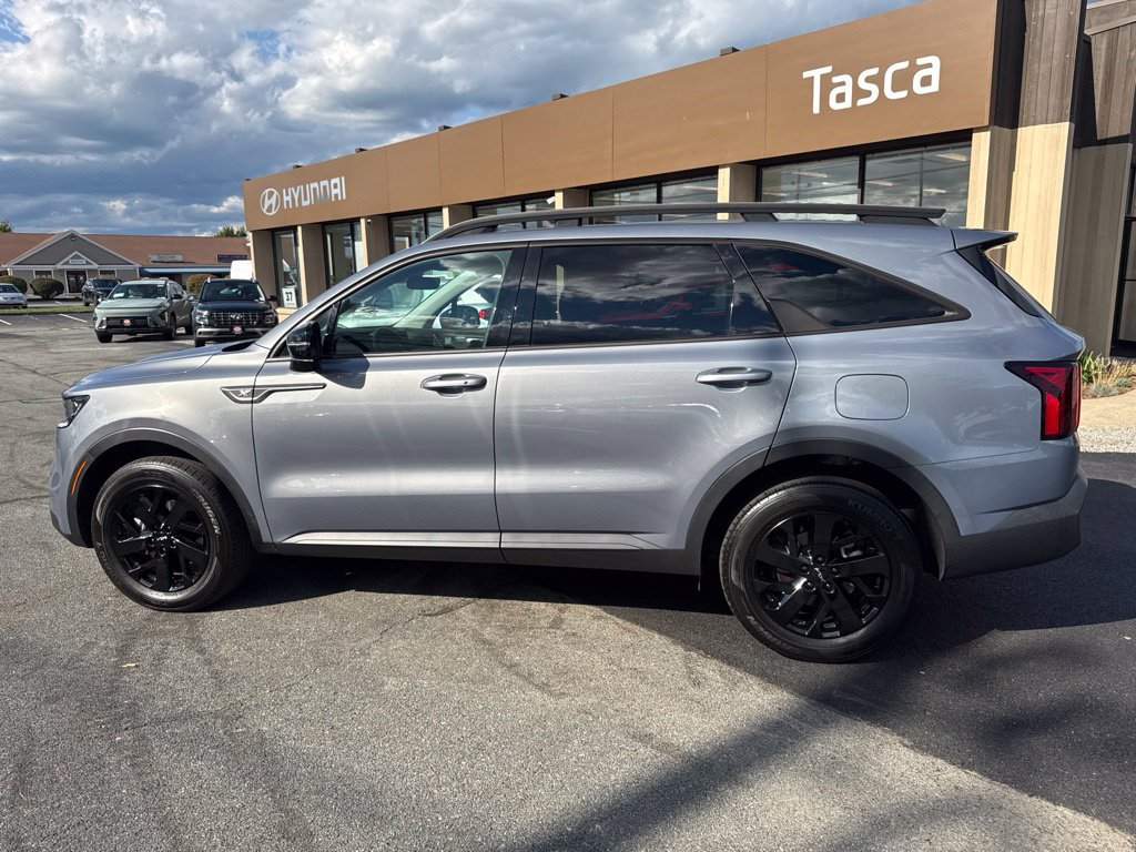 Used 2023 Kia Sorento S w/ Panoramic Sunroof Package AWD/4WD image 8