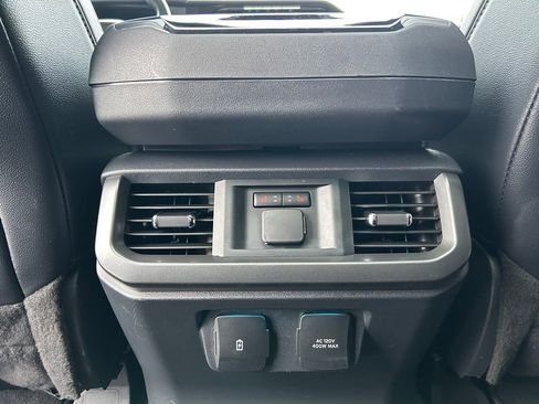 Used 2024 Ford F150 Lariat w/ Equipment Group 502A High image 15