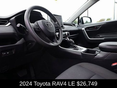 Used 2024 Toyota RAV4 LE image 30