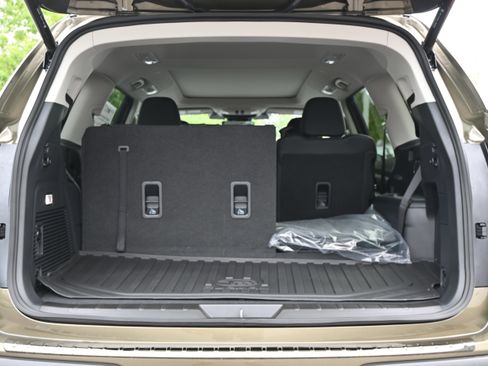 Certified 2025 Subaru Ascent Bronze Edition w/ Onyx Package image 35