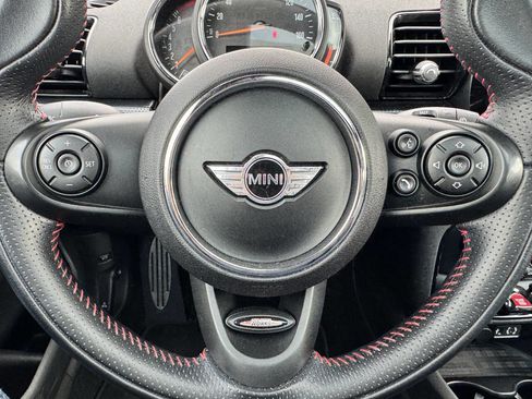 Used 2018 MINI Cooper Clubman S image 16