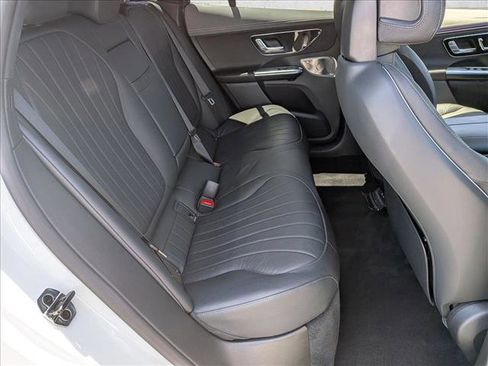Certified 2023 Mercedes-Benz EQE 500 4MATIC SUV image 21