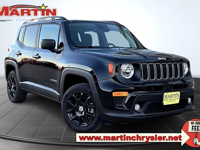 Used 2023 Jeep Renegade Latitude w/ Premium Group