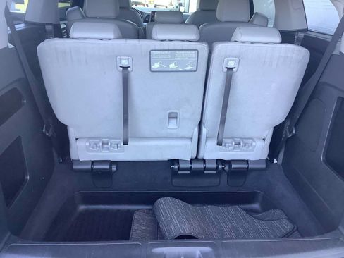 Used 2023 Honda Odyssey EX-L image 19