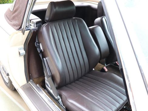 Used 1987 Mercedes-Benz 560 SL image 21