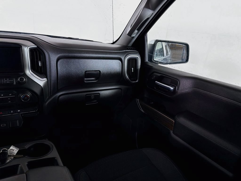 Used 2020 Chevrolet Silverado 1500 LT AWD/4WD image 20