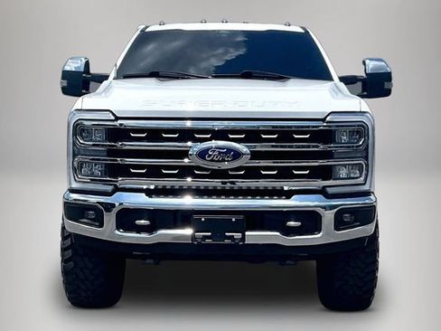 Used 2024 Ford F250 Lariat w/ Chrome Package AWD/4WD image 3