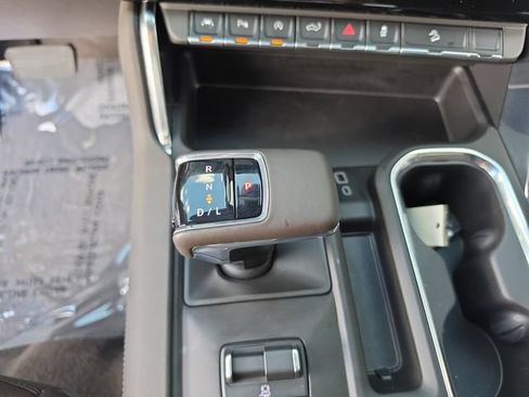Certified 2026 GMC Sierra 1500 Denali w/ Denali Reserve Package AWD/4WD image 23