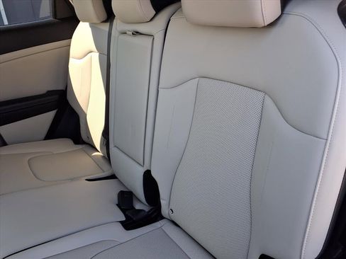 Certified 2023 Kia Sportage EX image 9