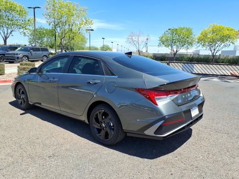 New 2026 Hyundai Elantra SEL Sport FWD image 4