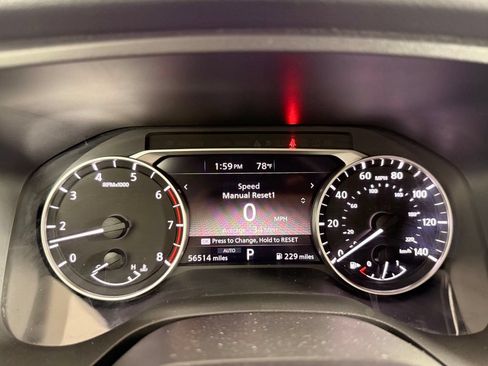 Used 2025 Nissan Rogue SV AWD/4WD image 29