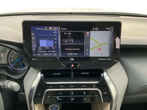 Used 2021 Toyota Venza Limited image 12