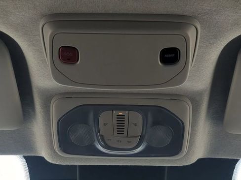 Used 2023 RAM ProMaster 2500 FWD image 21