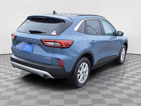 Certified 2023 Ford Escape Active w/ Tech Pack #2 image 5