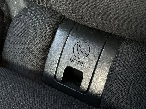 Used 2025 Nissan Rogue SV image 16