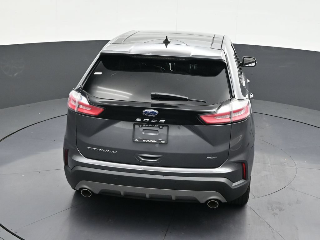 Used 2021 Ford Edge Titanium AWD/4WD image 16