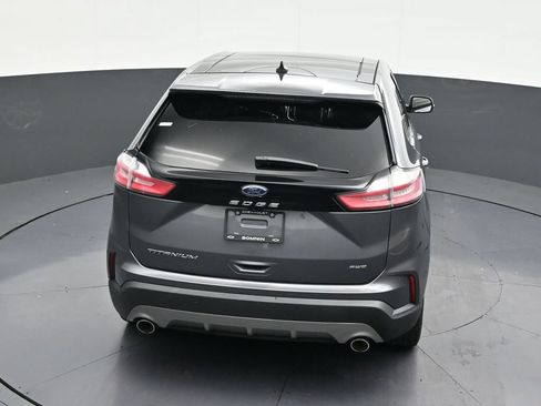 Used 2021 Ford Edge Titanium AWD/4WD image 16