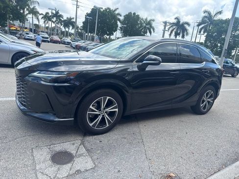 Used 2025 Lexus RX 350 Premium w/ Accessory Package (K3) FWD image 9