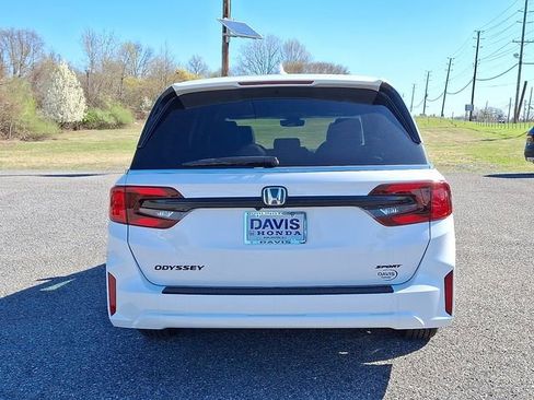 Certified 2026 Honda Odyssey Sport-L image 5