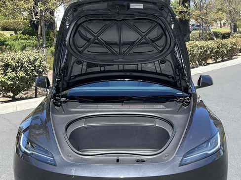 Used 2024 Tesla Model 3 Long Range RWD image 74