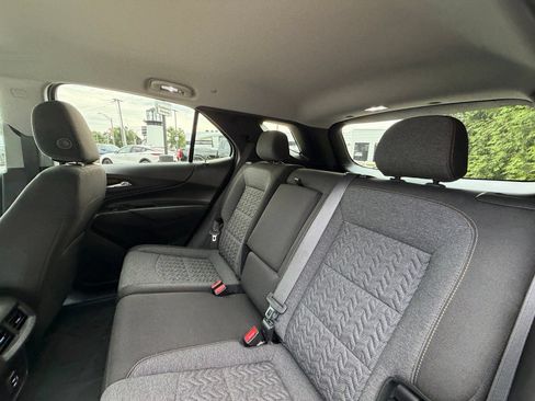 Used 2024 Chevrolet Equinox LT FWD image 21