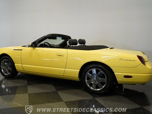 Used 2002 Ford Thunderbird image 8
