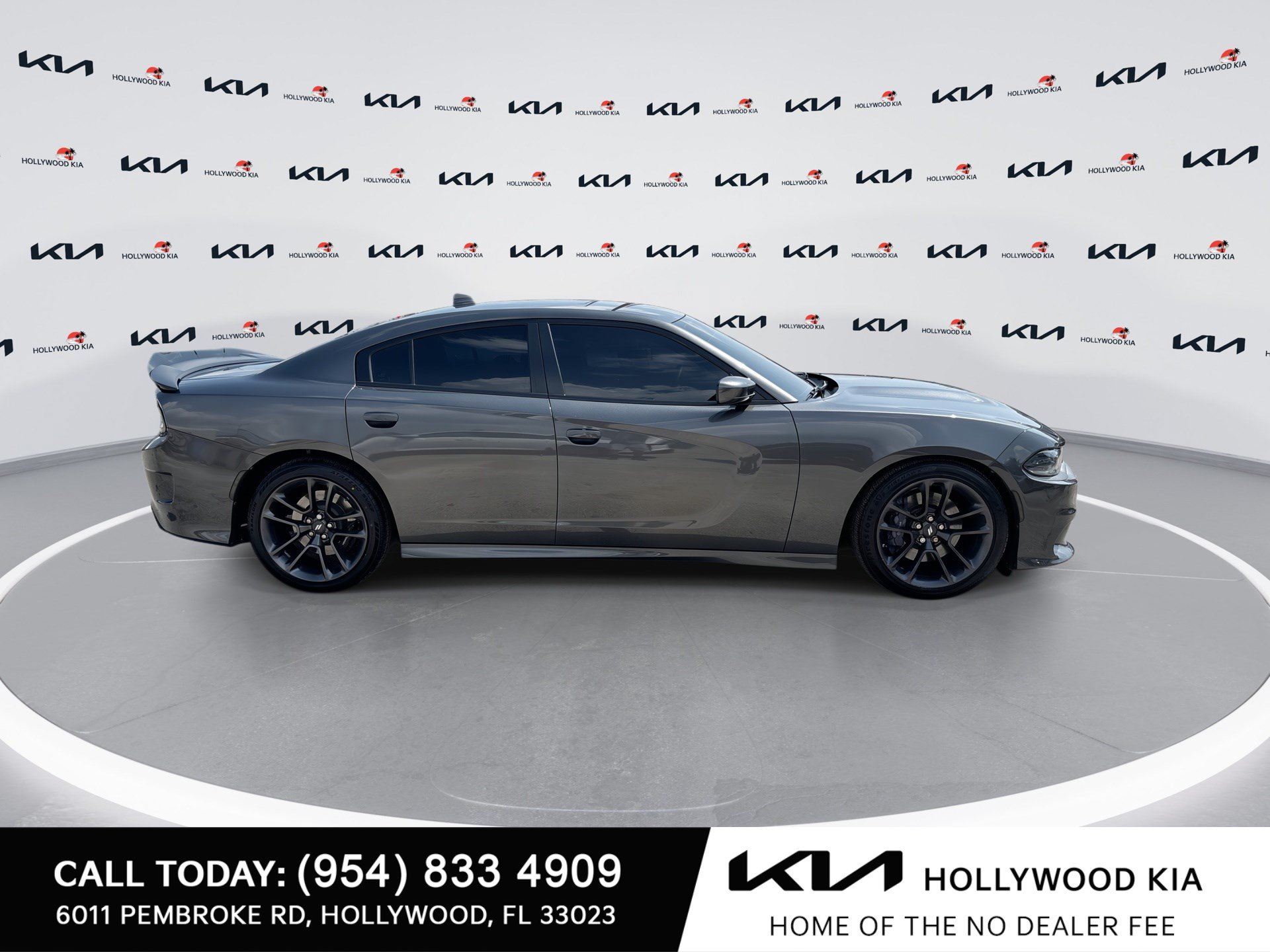 Used 2022 Dodge Charger Scat Pack RWD image 9