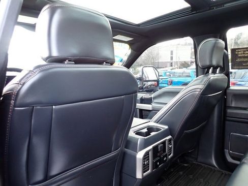 Certified 2022 Ford F350 Platinum w/ FX4 Off-Road Package image 18