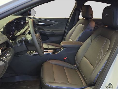 New 2026 Buick Envista Sport Touring w/ Convenience I Package image 11