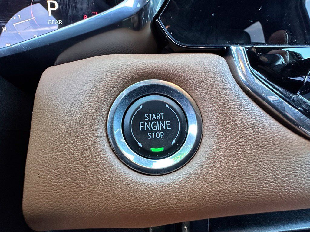 Certified 2026 GMC Canyon AT4 AWD/4WD image 36