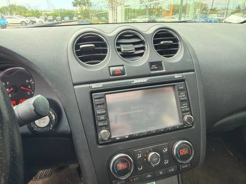 Used 2010 Nissan Altima 2.5 SL w/ Technology Pkg FWD image 23