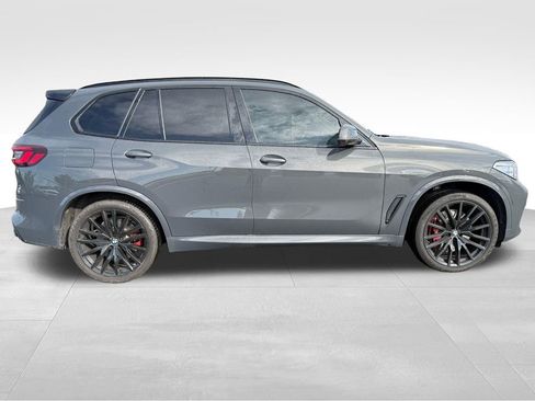 Used 2021 BMW X5 M50i w/ Executive Package image 11
