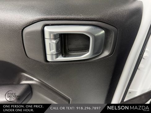 Used 2024 Jeep Wrangler Unlimited Sport AWD/4WD image 33