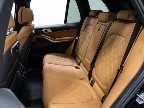New 2026 BMW X5 xDrive50e image 24