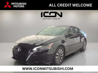 Used 2024 Nissan Altima 2.5 SV