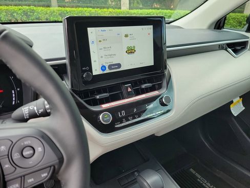 New 2026 Toyota Corolla Cross LE FWD image 22