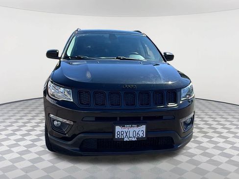 Used 2020 Jeep Compass Latitude FWD image 2