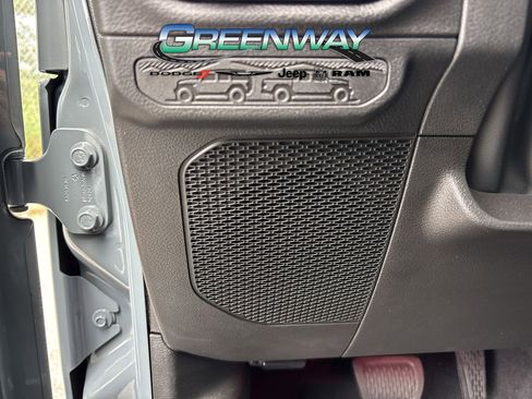 New 2025 Jeep Wrangler Willys AWD/4WD image 17